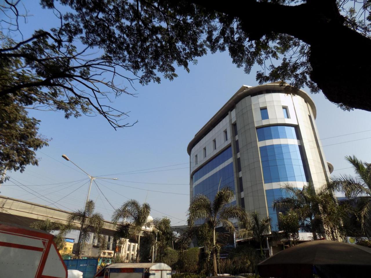 Metro Inn Dormitory Mumbai Dış mekan fotoğraf
